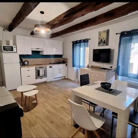 Charmant Appartement De Village Renove ゴルビオ エクステリア 写真